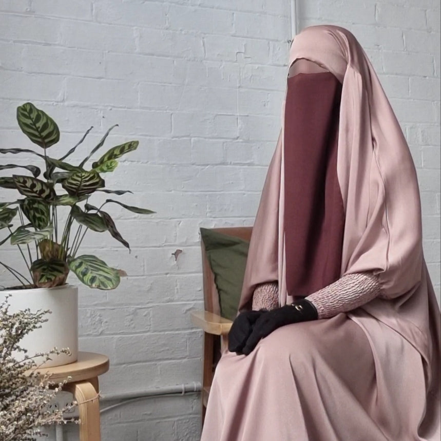 Half Niqab